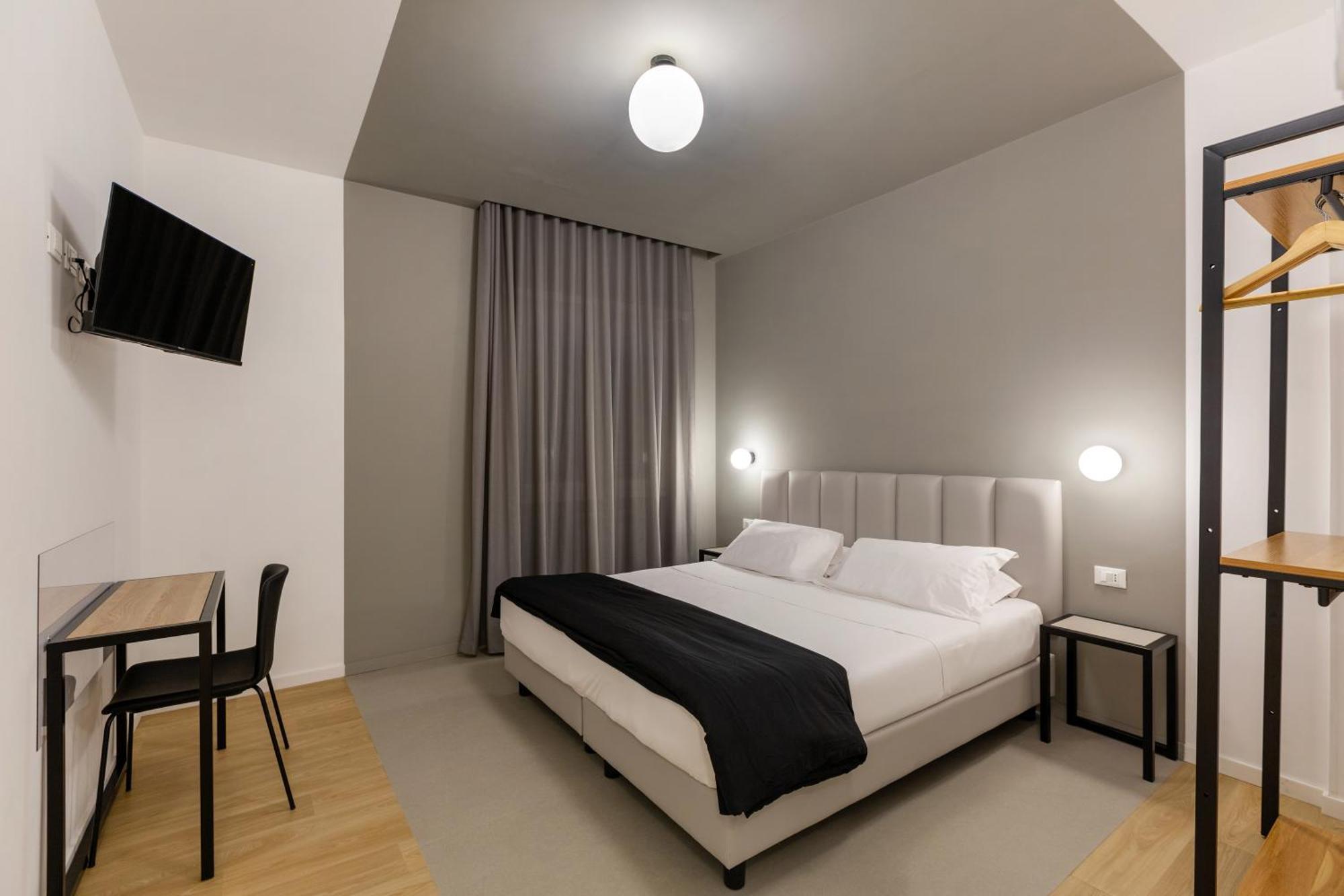 רומא Luciano Queen'S Guest House מראה חיצוני תמונה
